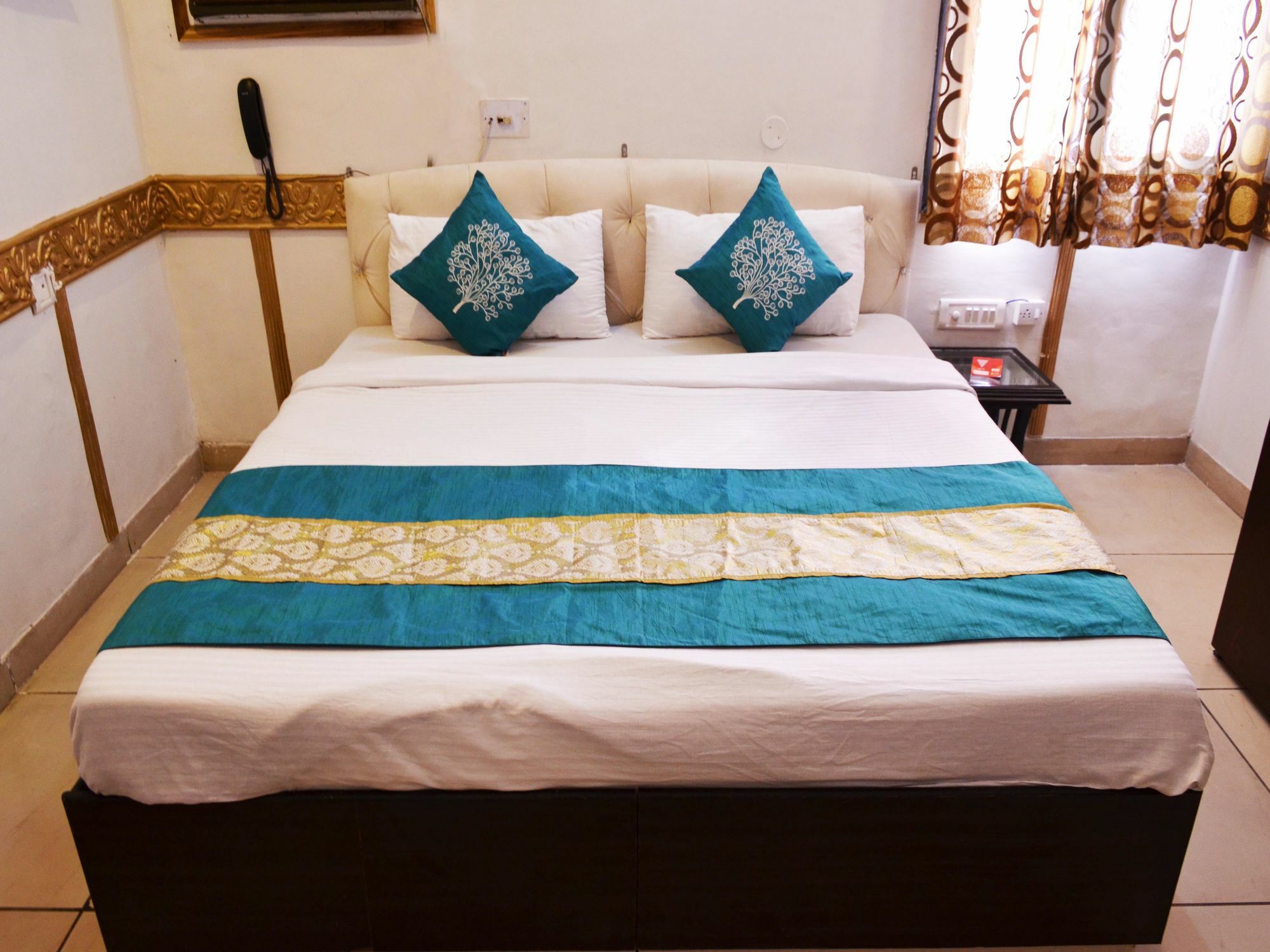 Oyo 5884 Amante Hotel Chandīgarh Exterior foto